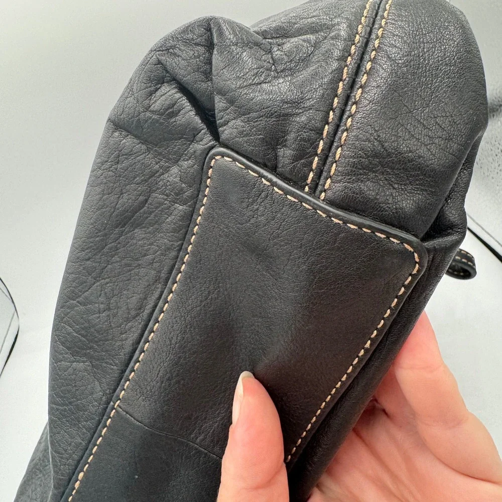 Fossil Black Pebbled Leather Shoulder Bag Contrast Stitch Hobo Purse ZB9384